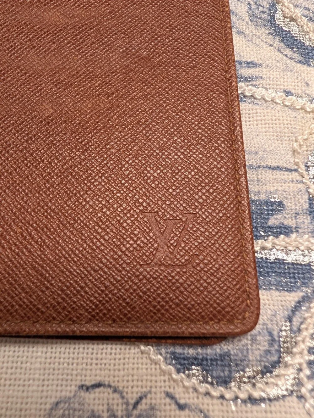 Authentic Vintage Louis Vuitton Taiga Leather ID/Photo Holder In Brown Unisex